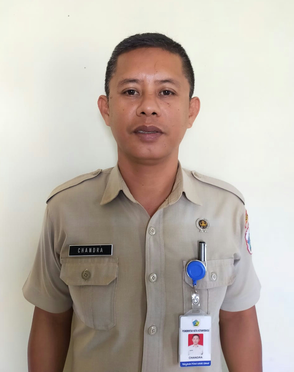 CHANDRA SUHENDRA MASLOMAN, S.H.